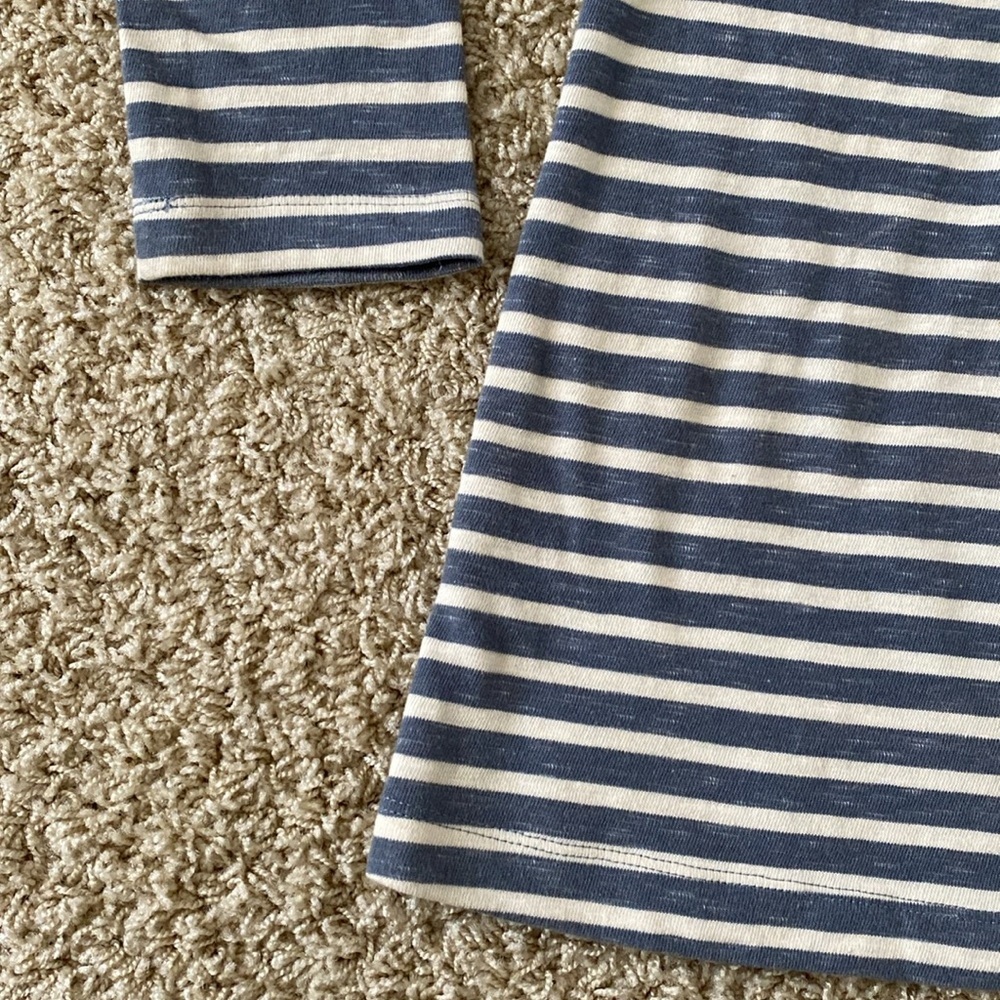 Gap Maternity Bundle | Tunic Dresses + Hoodie - image 3